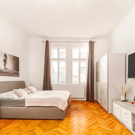 City Apartment With Netflix, Central And Near Metro, 12 Vienna Esterno foto