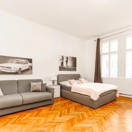 City Apartment With Netflix, Central And Near Metro, 12 Vienna Esterno foto