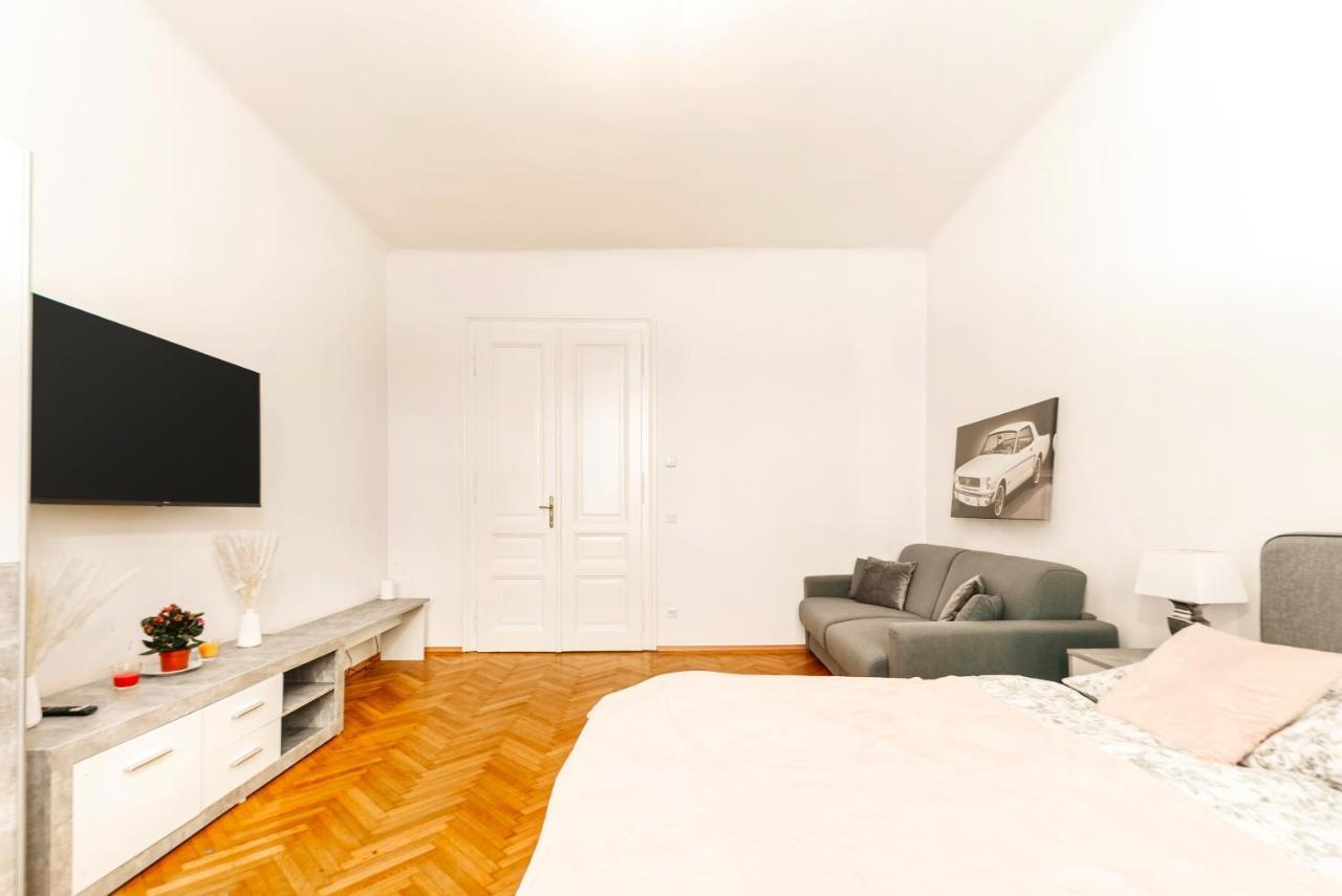 City Apartment With Netflix, Central And Near Metro, 12 Vienna Esterno foto